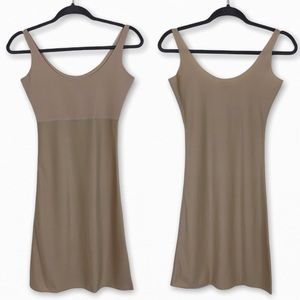 Spanx Nude Beige Mini Dress Shape Wear Slip Full Skirt Cami Tank Size Medium